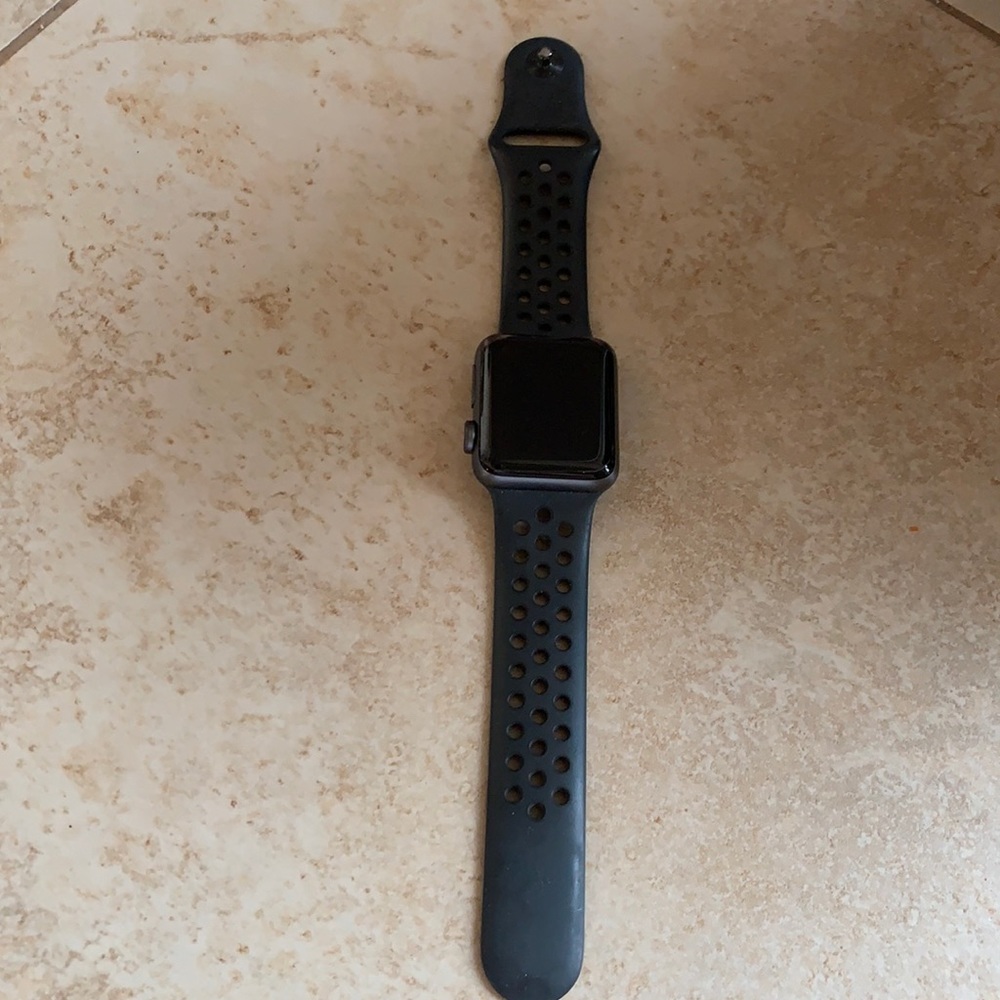 APPLE WATCH SERIES 3 -NIKE Version!